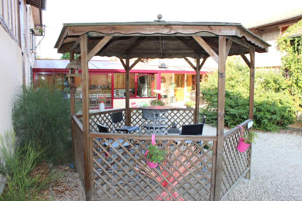 Les Perrieres Bed & Breakfast 3*
